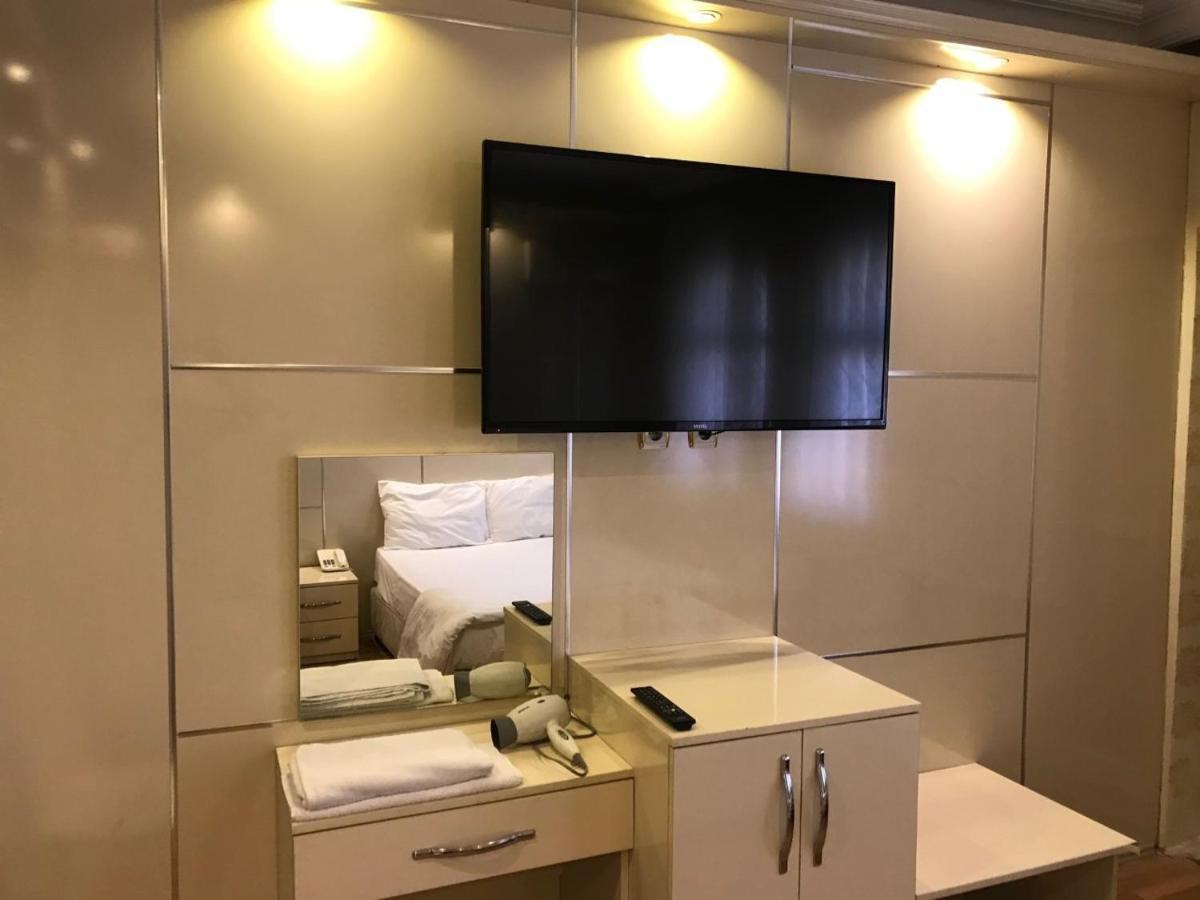 Hotel Azer อือดึช ภายนอก รูปภาพ